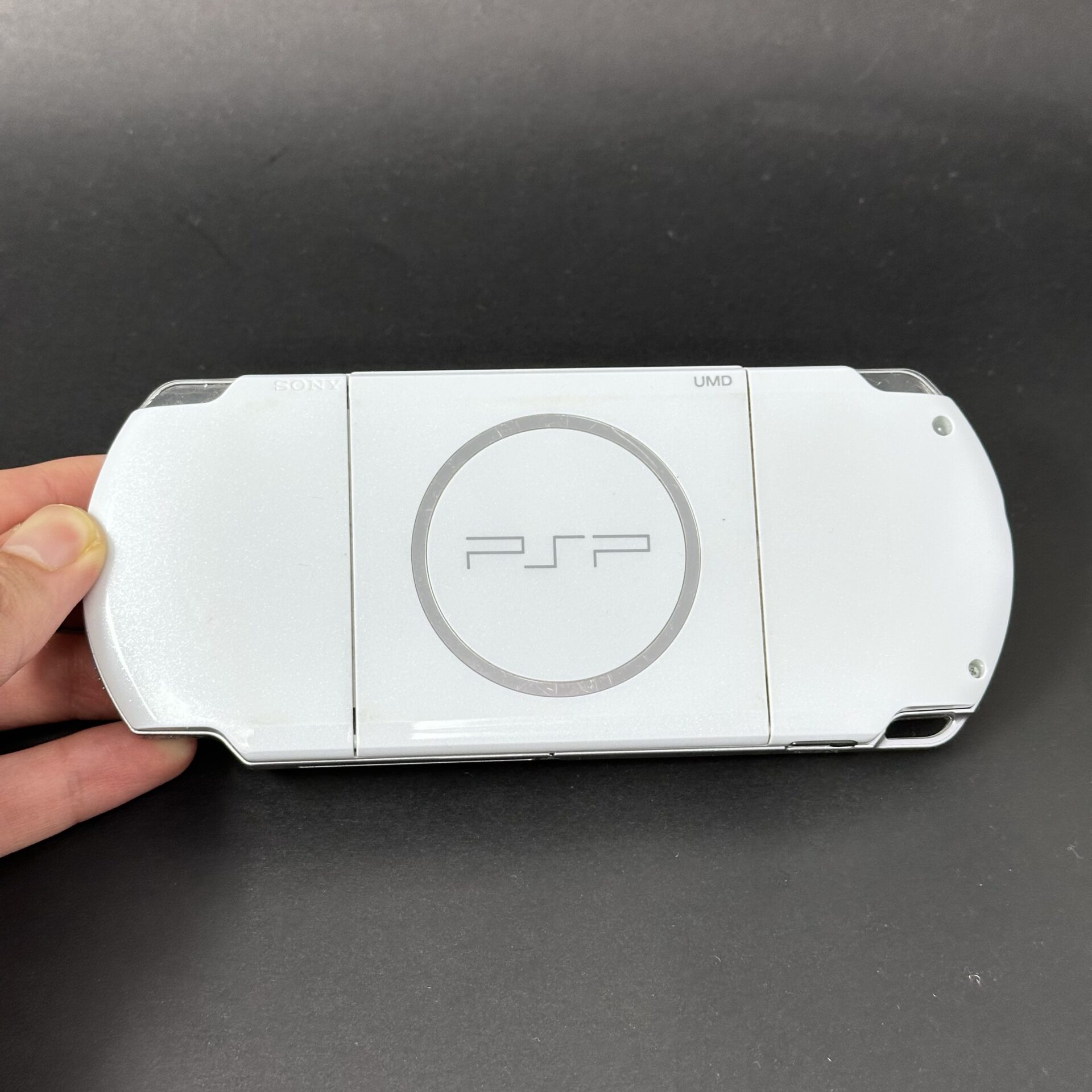 PSP 3000 (128GB) - 1050 Games | Pearl White - Image 2