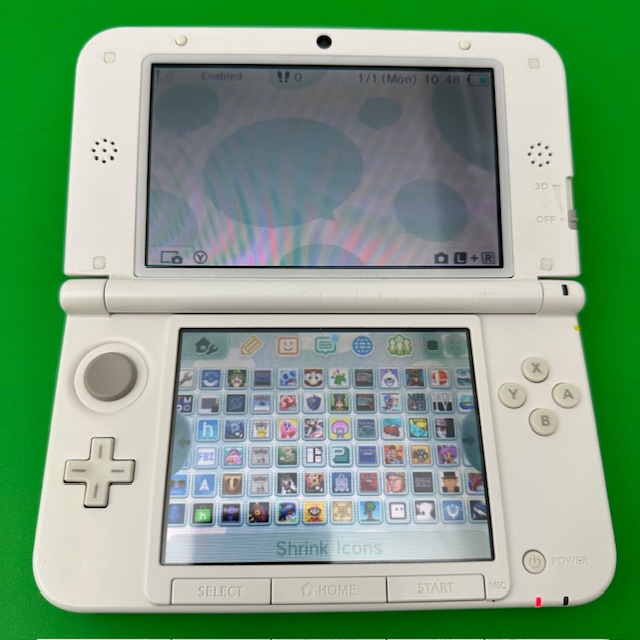 Nintendo 3DS Xl with 600+ Games | Tomodachi Life Limited Edition