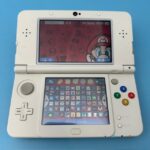New Nintendo 3DS with 600+ Games | Mario Cover Plate