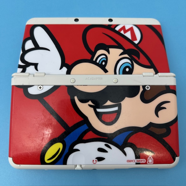 New Nintendo 3DS with 600+ Games | Mario Cover Plate - Image 2