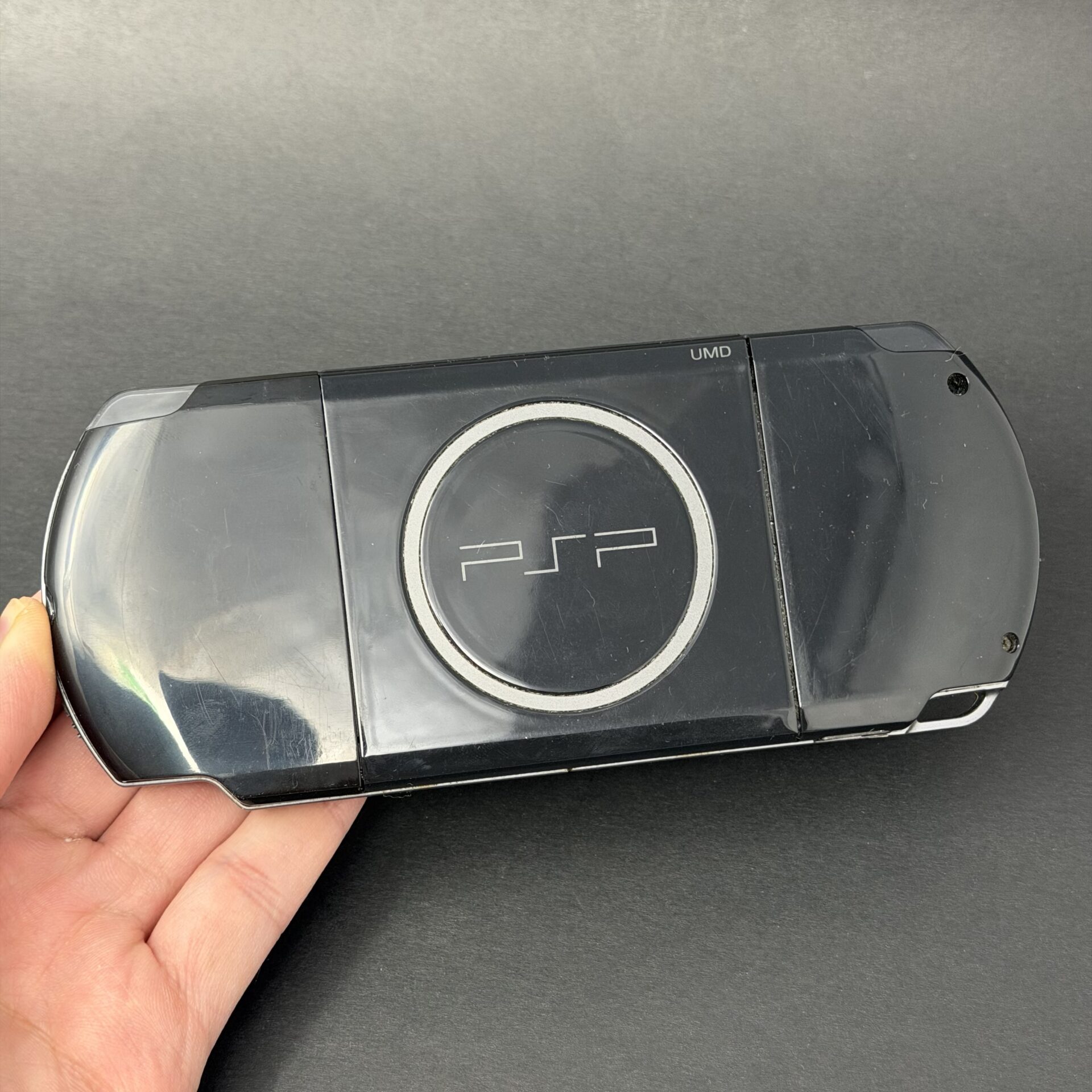 PSP 3000 (128GB) - 1050 Games | Gran Turismo Edition - Image 2