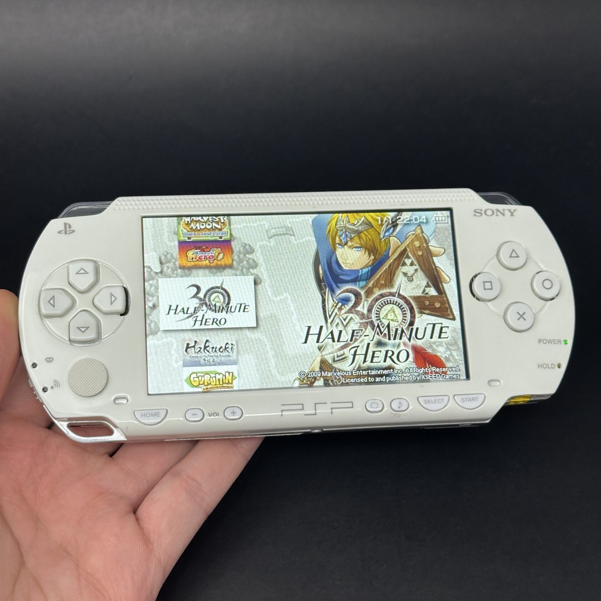 PSP 1000 (128GB) - 1050 Games | Ceramic White w/ IPS SCREEN