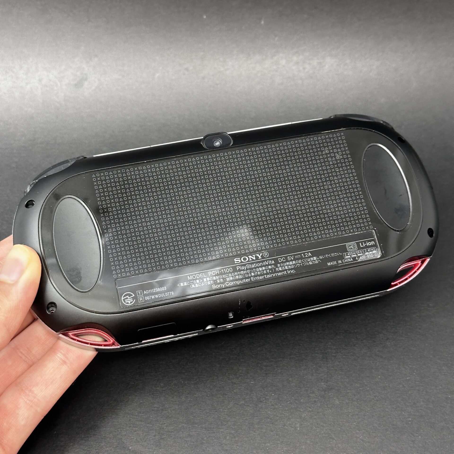 PS Vita OLED (128GB) - 580 Games | Red and Black - Image 2