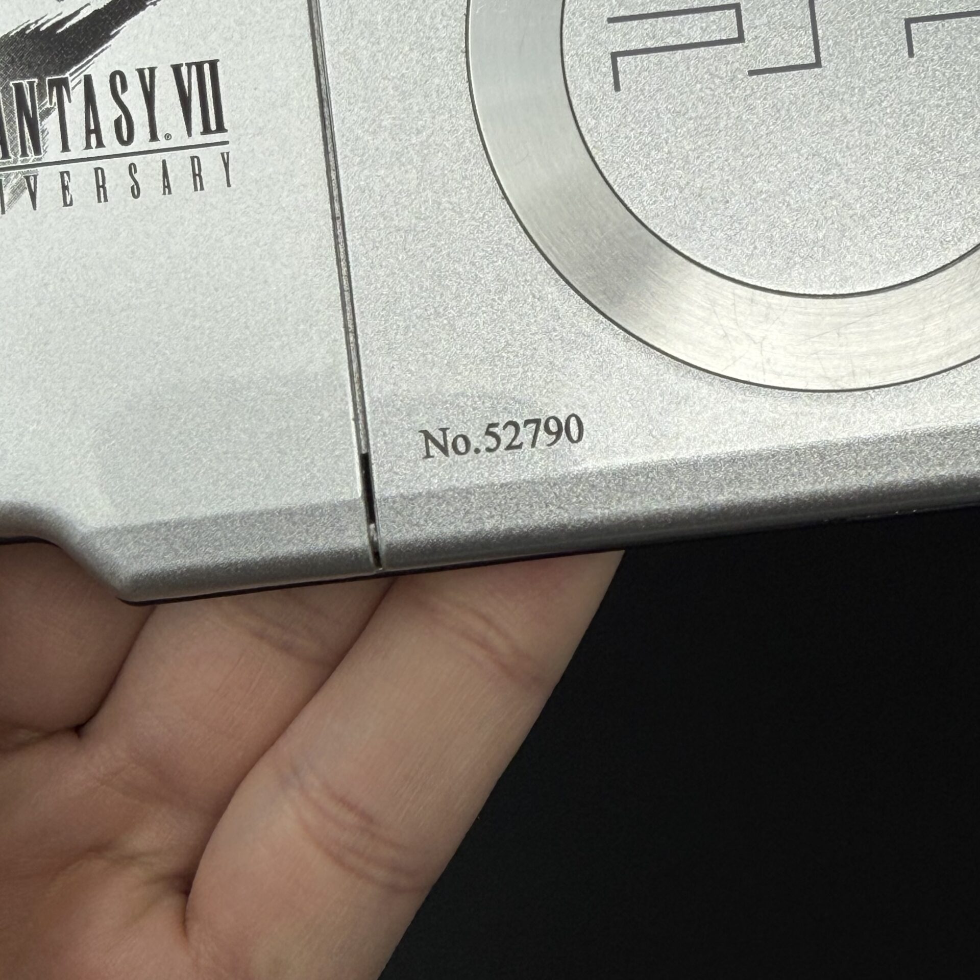 PSP 2000 (128GB) - 1050 Games | FFVII Numbered Limited Edition - Image 3